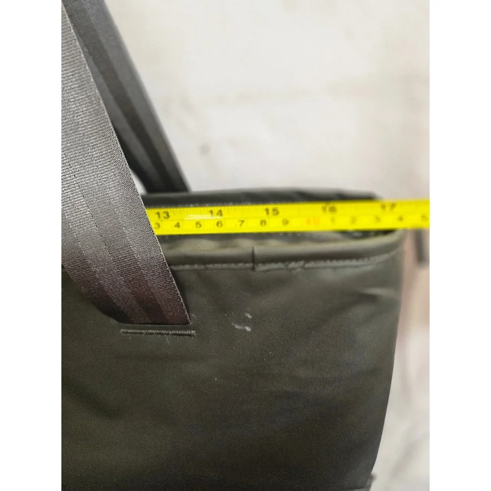 Hydro Flask Day Escape Soft Cooler Tote Bag Black Waterproof Insulated 20L